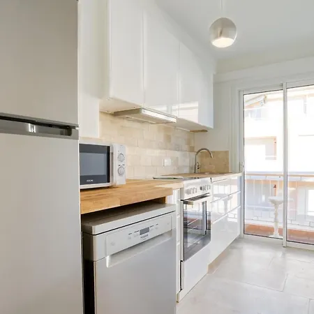 Bricka - Welkeys Apartman *